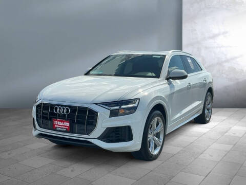 2022 Audi Q8 quattro Premium 55 TFSI