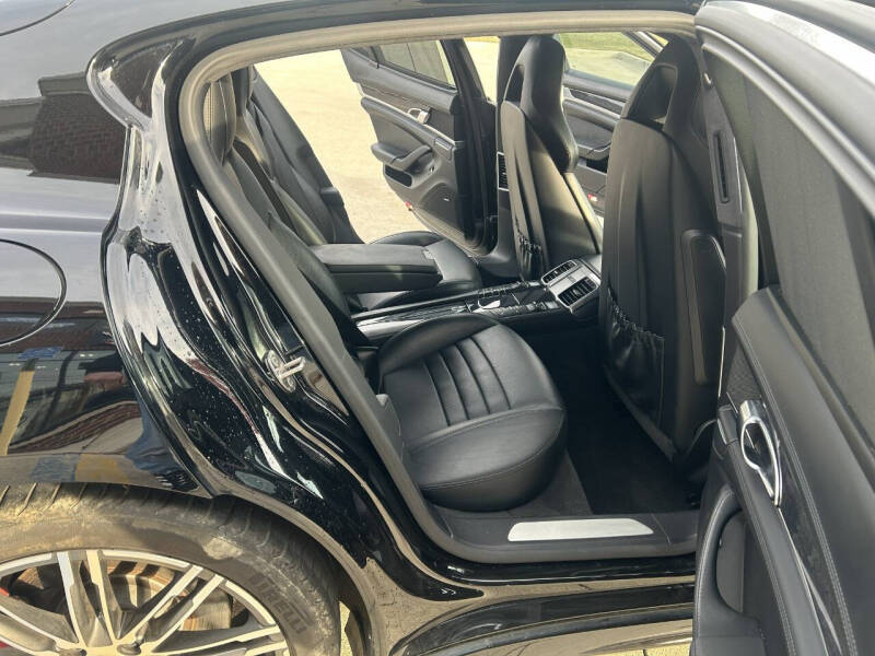 2015 Porsche Panamera Turbo