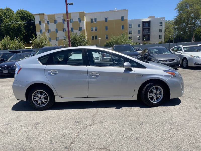 2010 Toyota Prius II