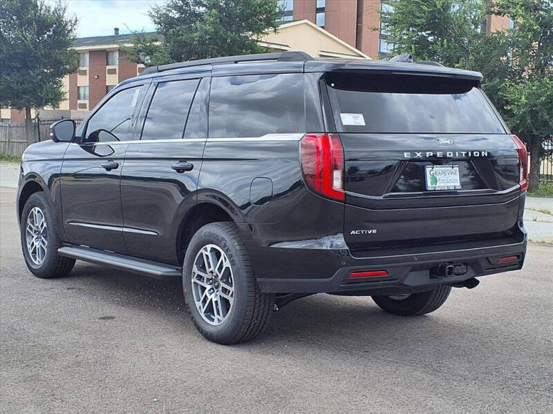2026 Ford Expedition Active