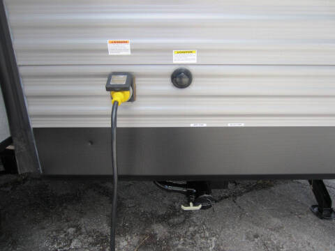 2022 Coleman Lantern Series 242BH