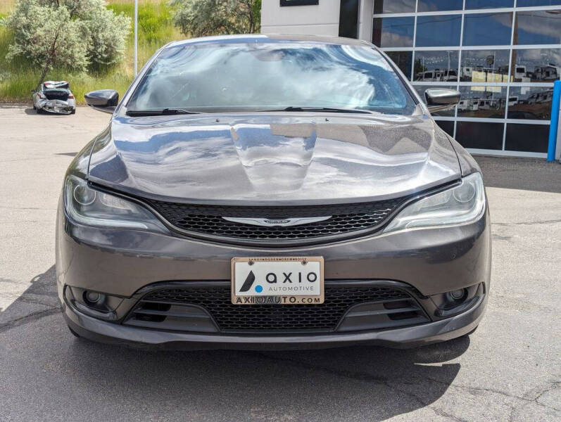 2016 Chrysler 200 S