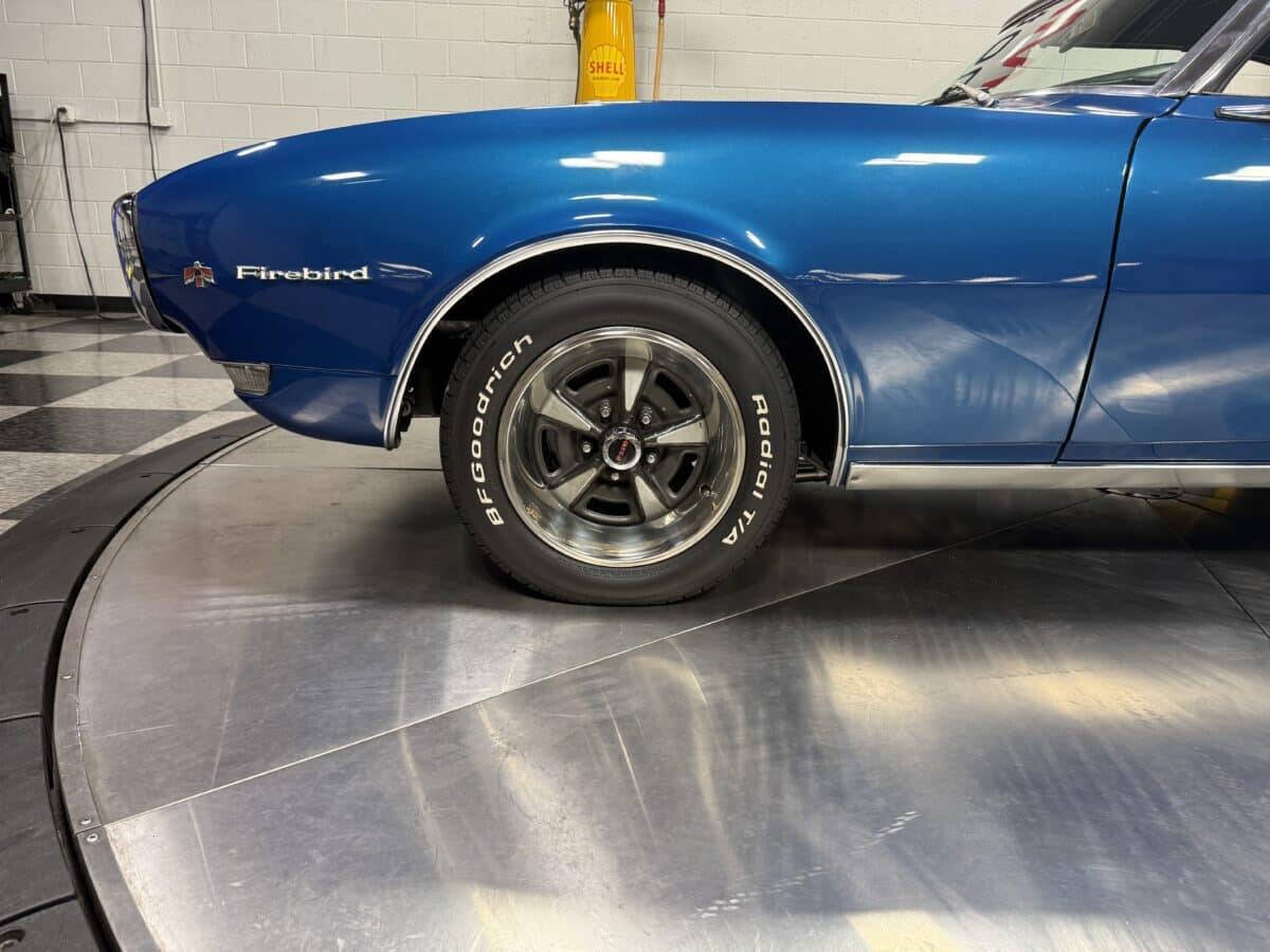 1968 Pontiac Firebird 18