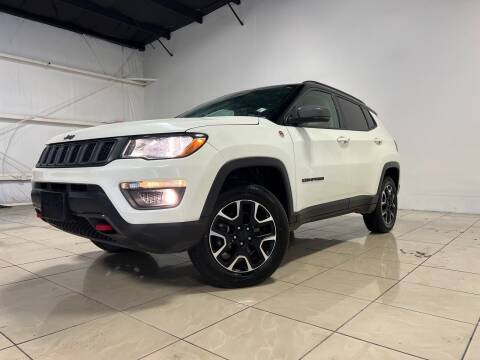 2019 Jeep Compass for sale at ROADSTERS AUTO in Houston TX