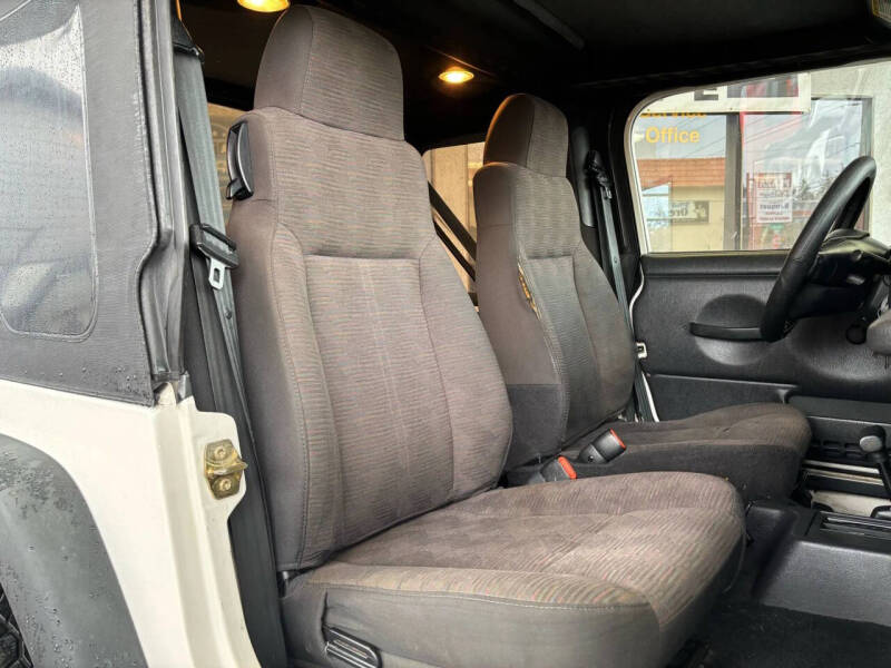 2004 Jeep Wrangler X