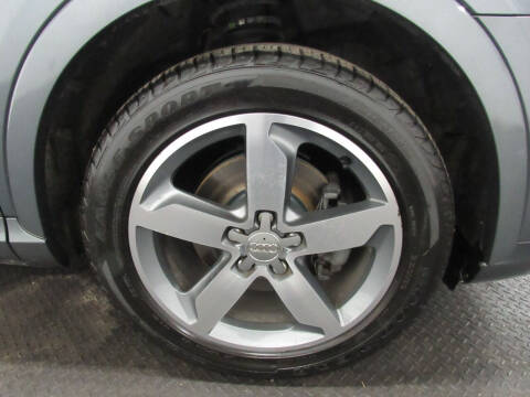 2015 Audi Q3 2.0T quattro Premium Plus