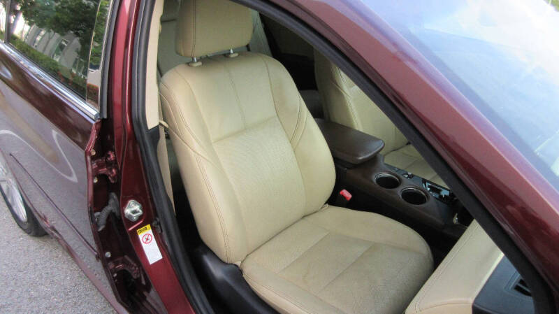 2014 Toyota Avalon Hybrid Limited