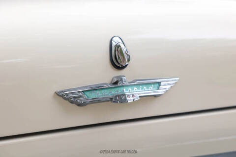 1957 Ford Thunderbird