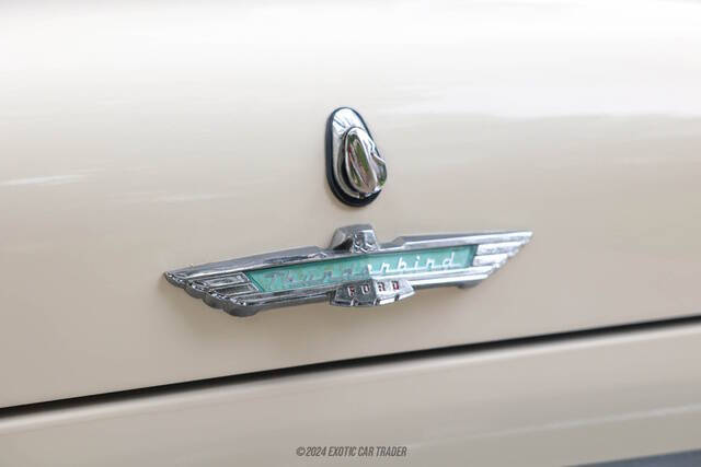 1957 Ford Thunderbird