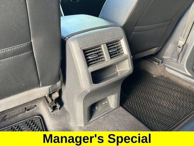 2022 Volkswagen Atlas Cross Sport SE 4Motion