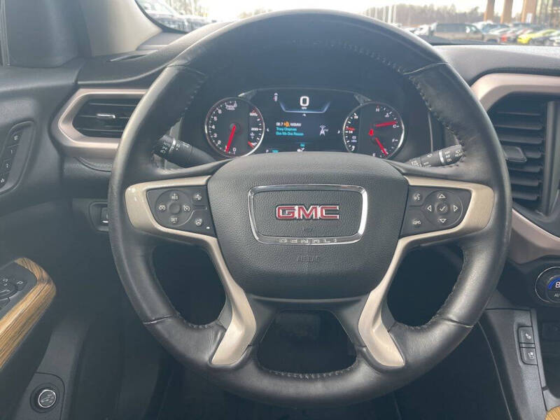 2017 GMC Acadia Denali