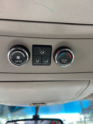 2015 Nissan Armada SV