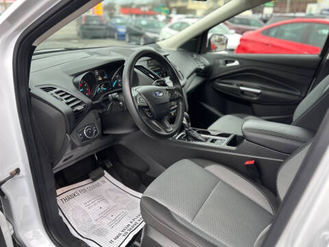 2019 Ford Escape SE