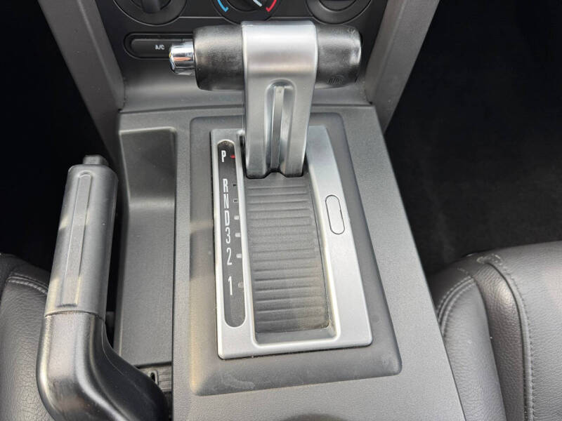 2007 Ford Mustang V6 Premium