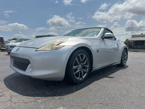 2010 Nissan 370Z for sale at AJOULY AUTO SALES in Moore OK