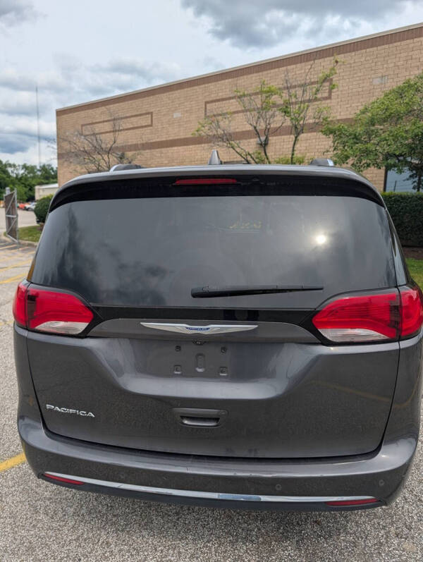 2018 Chrysler Pacifica Touring L