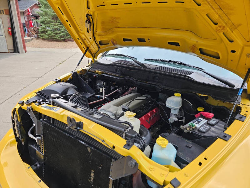 2005 Dodge Ram 1500 SRT-10