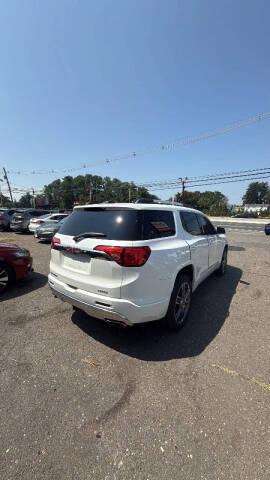 2019 GMC Acadia Denali