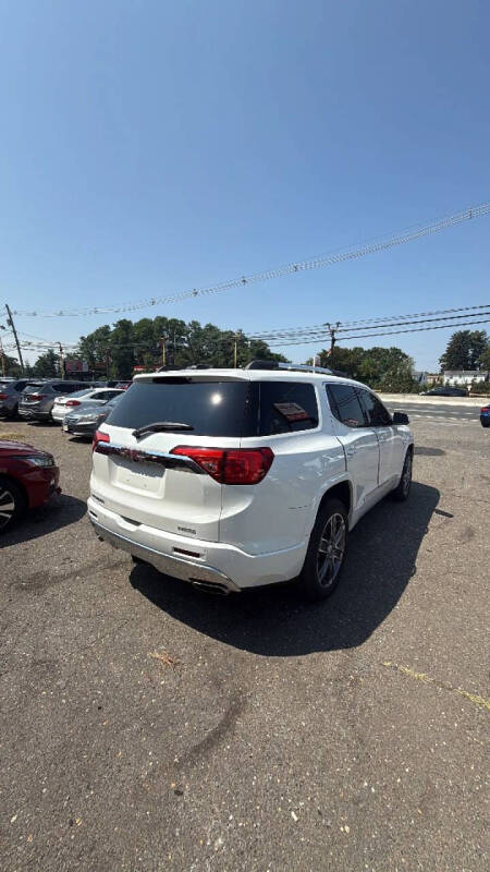 2019 GMC Acadia Denali