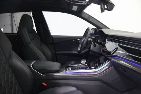 2023 Audi SQ8 4.0T quattro Premium Plus