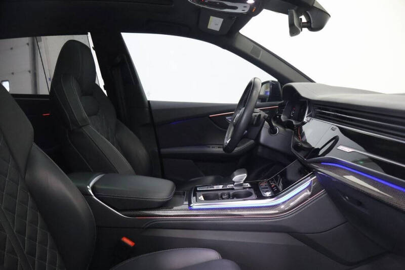 2023 Audi SQ8 4.0T quattro Premium Plus