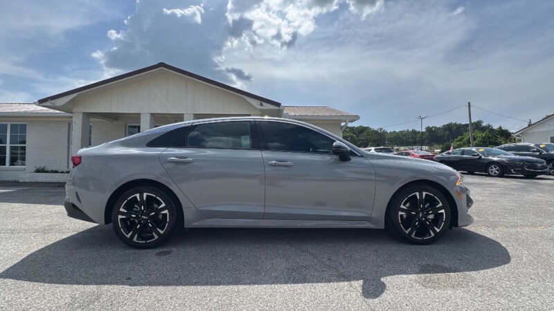 2022 Kia K5