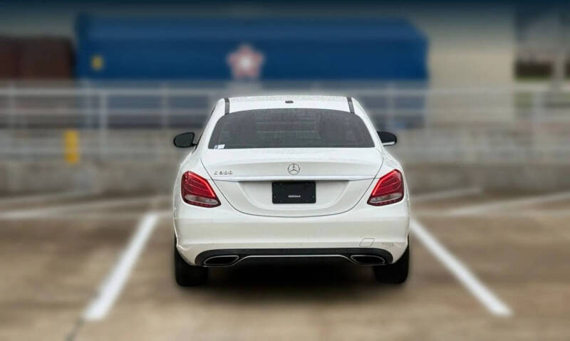 2016 Mercedes-Benz C-Class