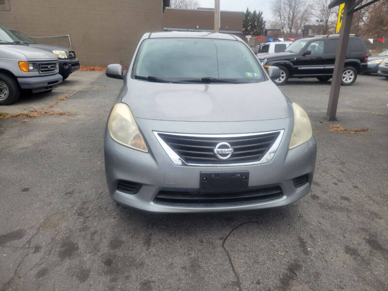 2012 Nissan Versa 1.6 SL