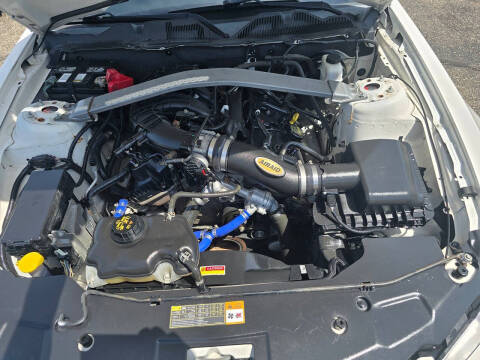 2012 Ford Mustang V6