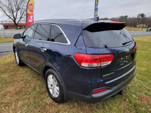 2017 Kia Sorento LX