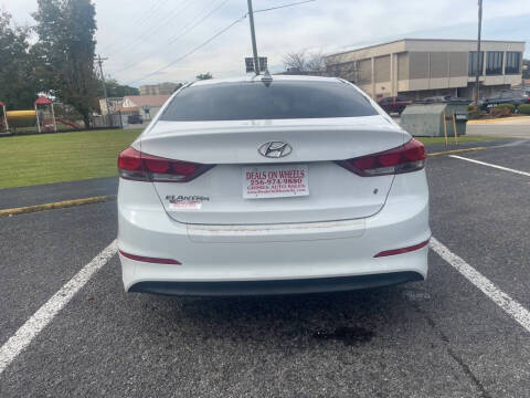 2017 Hyundai Elantra