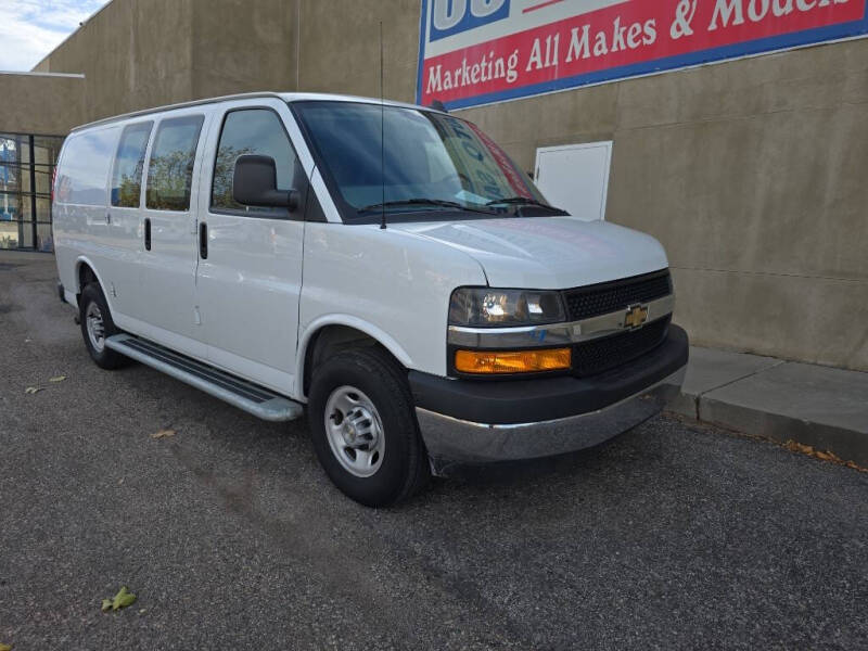 2024 Chevrolet Express 2500