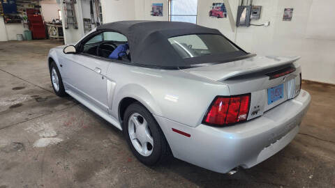 2000 Ford Mustang GT