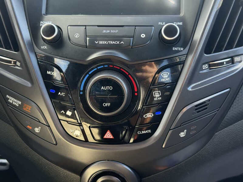 2016 Hyundai Veloster Turbo