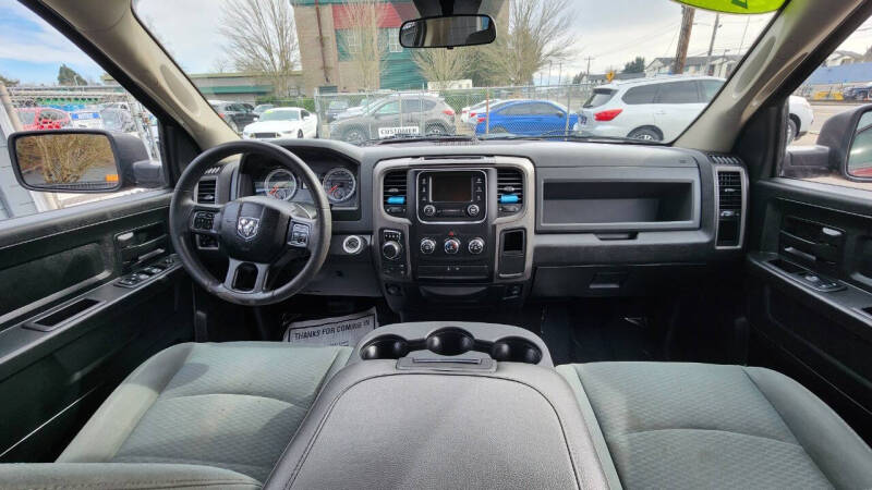 2018 RAM 1500 Express