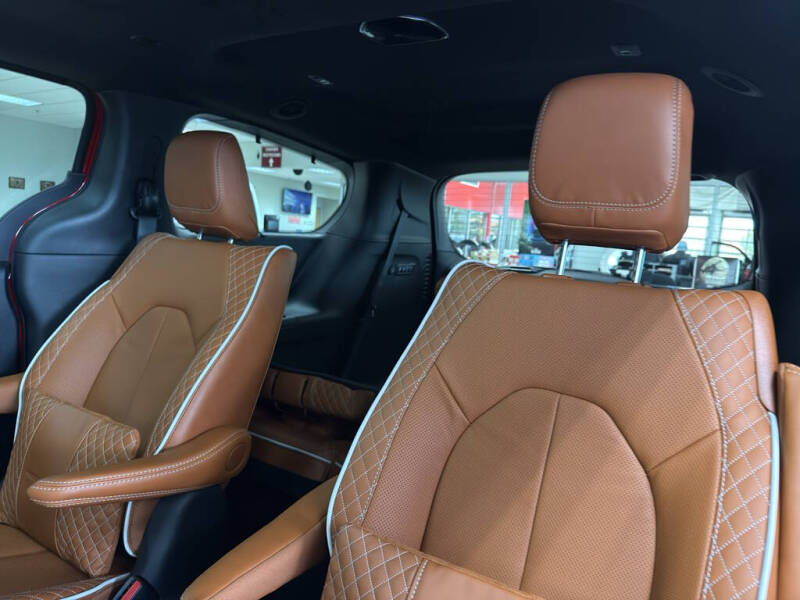 2026 Chrysler Pacifica Pinnacle