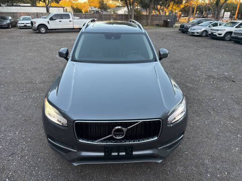 2017 Volvo XC90 T5 Momentum