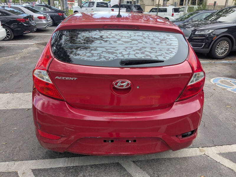 2017 Hyundai Accent SE