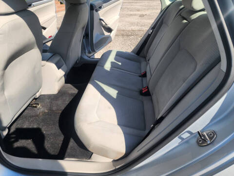 2017 Volkswagen Passat 1.8T S