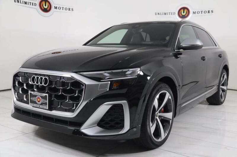 2024 Audi SQ8 4.0T quattro Premium Plus