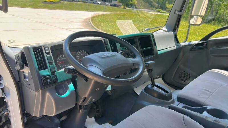2017 Isuzu NPR