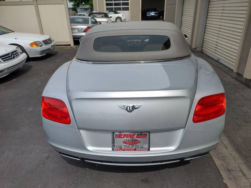 2013 Bentley Continental GTC Base photo 23