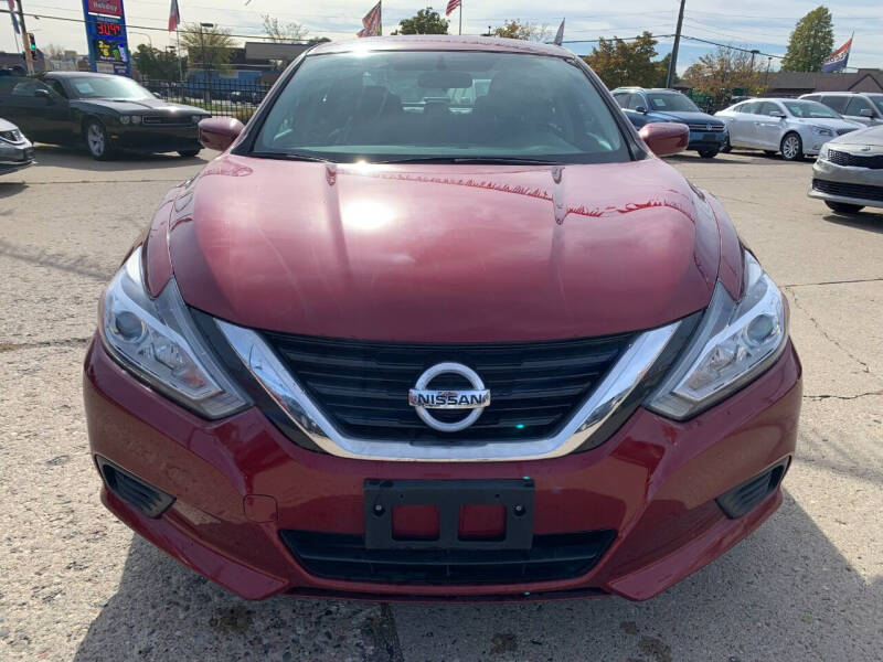 2018 Nissan Altima for sale at Minuteman Auto Sales in Saint Paul MN