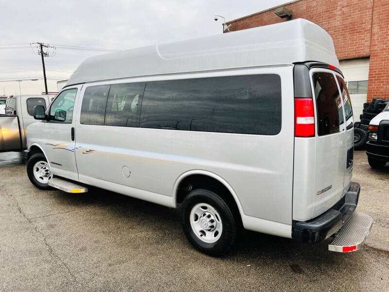 2017 Chevrolet Express LS 3500