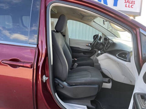 2018 Chrysler Pacifica LX