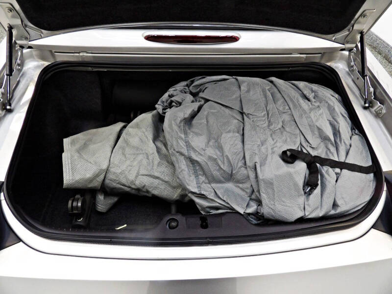 2004 Ford Thunderbird Deluxe