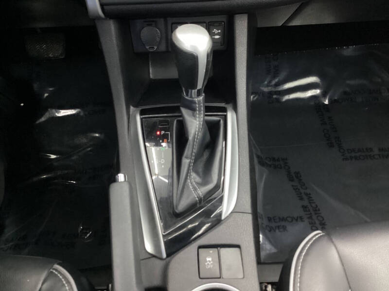 2019 Toyota Corolla XLE