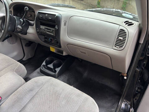2000 Ford Ranger XL