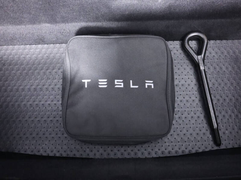 2018 Tesla Model S 75D