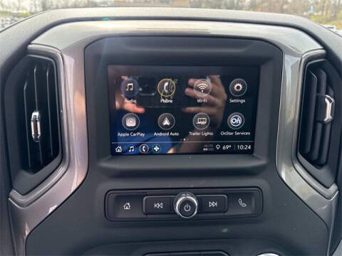 2025 GMC Sierra 2500HD Pro